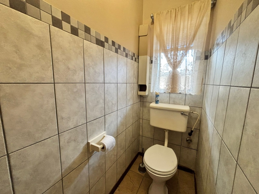 3 Bedroom Property for Sale in La Hoff North West